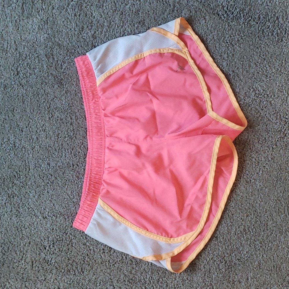 Old Navy Active Shorts White/Peach/Pink